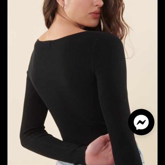 Garage Long sleeve Crop Top - Picture 3 of 6